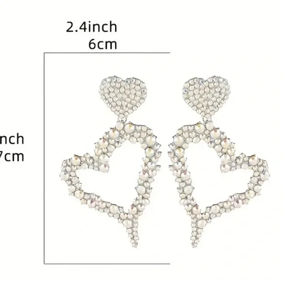 NWOT FASHION HEART JEWELED EARRINGS - Picture 2 of 2